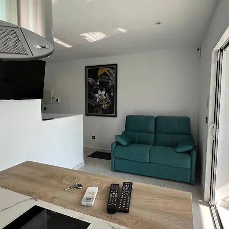 Апартаменты Precioso Estudio Al Lado Playa Av-63