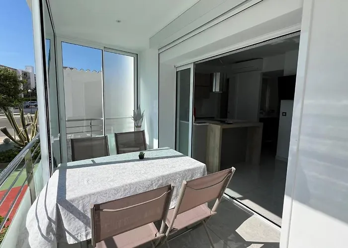 Апартаменты Precioso Estudio Al Lado Playa Av-63 *